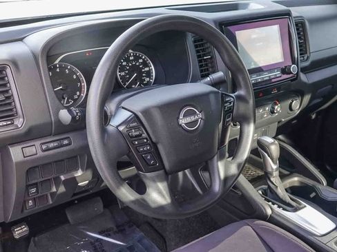 Used 2022 Nissan Frontier S image 14