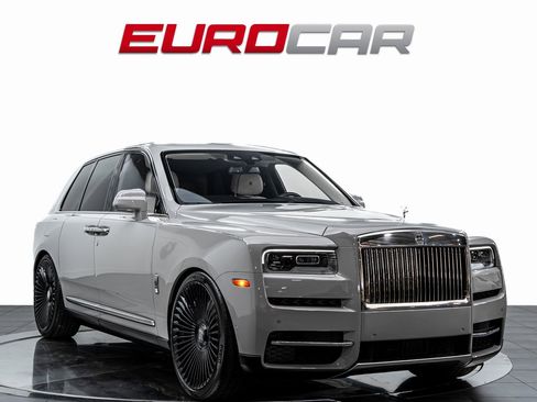 Used 2021 Rolls-Royce Cullinan image 9
