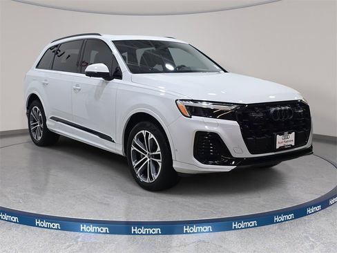 Certified 2025 Audi Q7 2.0T Premium Plus w/ Premium Plus Package image 4