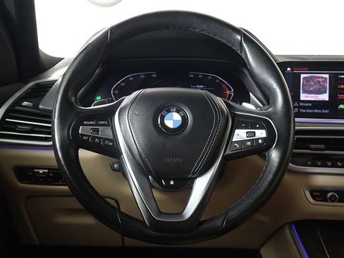 Used 2022 BMW X5 xDrive40i w/ Premium Package AWD/4WD image 38