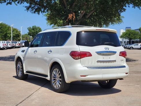 Used 2016 INFINITI QX80 4WD w/ Deluxe Technology Package image 5