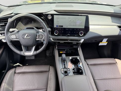 New 2026 Lexus RX 450h AWD image 9