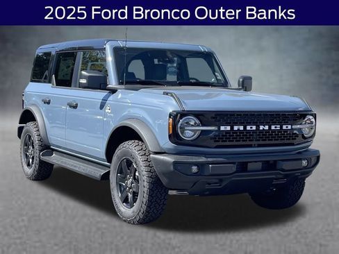New 2025 Ford Bronco Outer Banks image 1