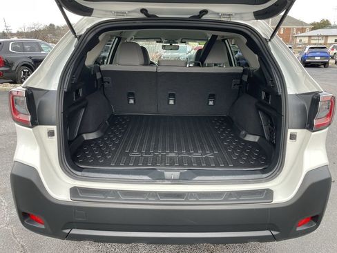 Used 2025 Subaru Outback Premium w/ Popular Package #1 image 35