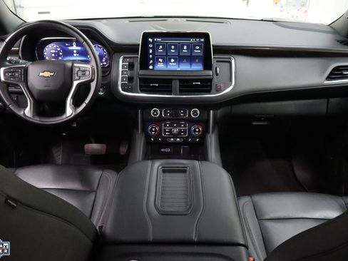 Used 2024 Chevrolet Suburban LT image 27