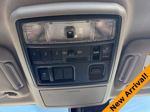 Used 2023 Toyota 4Runner SR5 Premium image 18