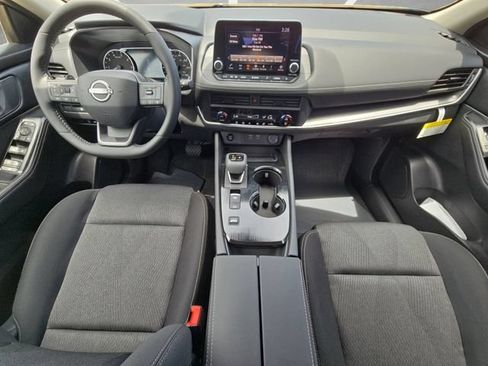New 2026 Nissan Rogue SV FWD image 20