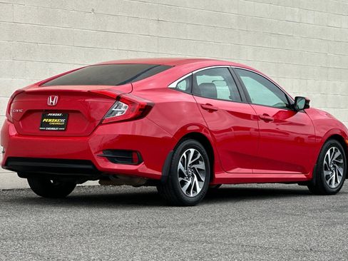 Used 2016 Honda Civic EX image 4