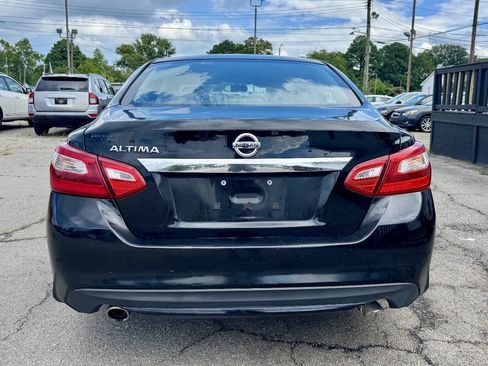 Used 2016 Nissan Altima 2.5 S w/ Power Driver Seat Package FWD image 4