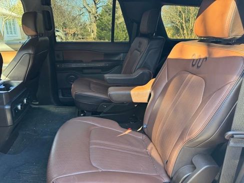 Used 2023 Ford Expedition Max King Ranch image 7