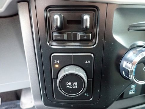 Certified 2022 Ford F150 XLT w/ Equipment Group 302A High image 24