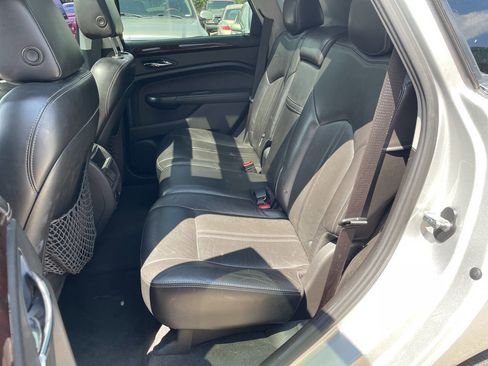 Used 2014 Cadillac SRX Luxury image 13