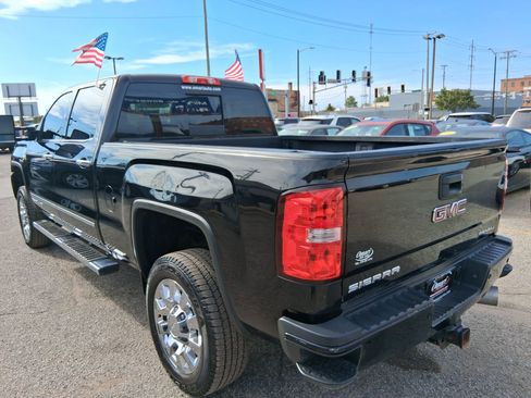 Used 2019 GMC Sierra 2500 Denali w/ Duramax Plus Package image 8