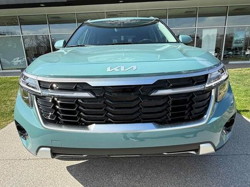 New 2026 Kia Seltos EX image 3