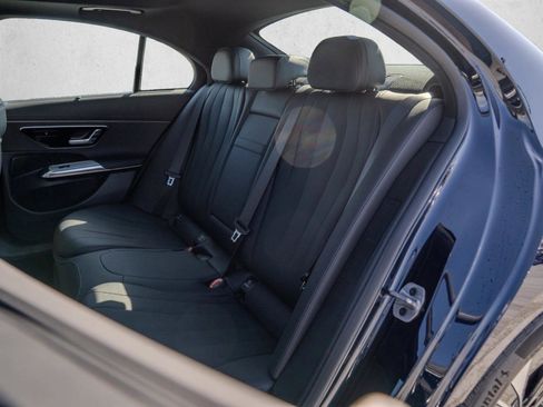 New 2026 Mercedes-Benz E 350 4MATIC Sedan image 19