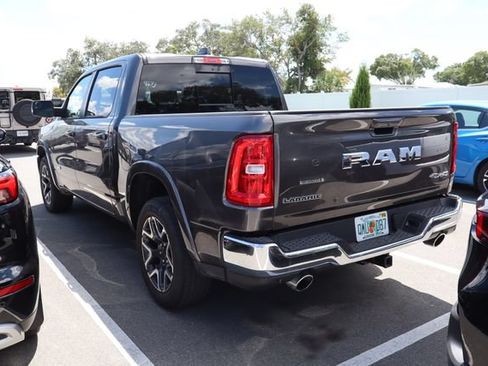 Used 2026 RAM 1500 Laramie AWD/4WD image 3