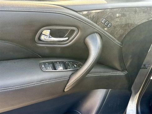 Used 2021 INFINITI QX80 Luxe image 19