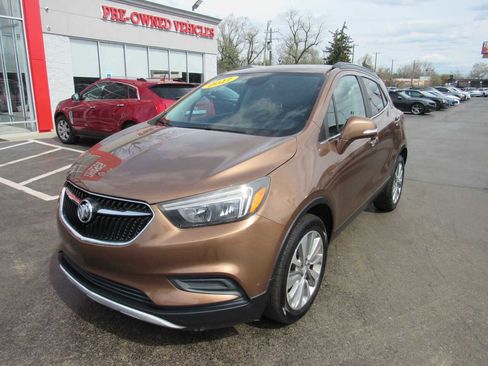 Used 2017 Buick Encore Preferred image 1