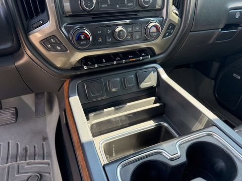 Used 2017 Chevrolet Silverado 1500 High Country AWD/4WD image 24
