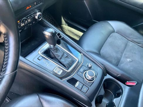 Used 2017 MAZDA CX-5 Touring FWD image 16