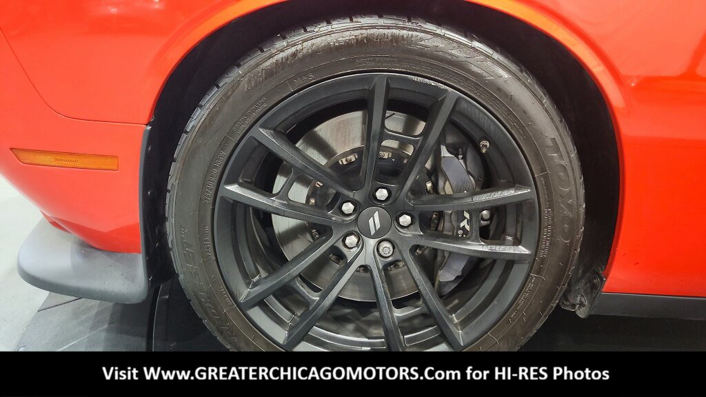 Used 2022 Dodge Challenger R/T Scat Pack w/ Shaker Package RWD image 17