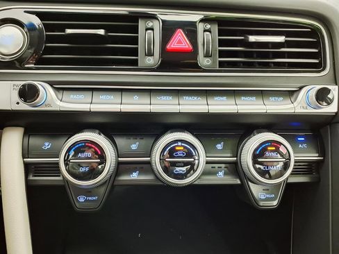 Used 2019 Genesis G70 2.0T Sport image 20