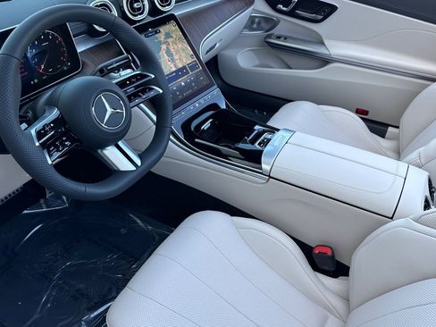 New 2026 Mercedes-Benz CLE 450 4MATIC Cabriolet image 4