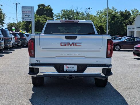 Used 2024 GMC Sierra 1500 SLT w/ SLT Premium Package AWD/4WD image 4