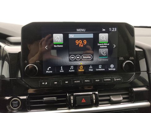 Used 2022 Nissan Pathfinder SL w/ SL Premium Package image 25