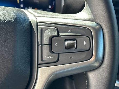 Used 2024 Chevrolet Silverado 1500 LT AWD/4WD image 32