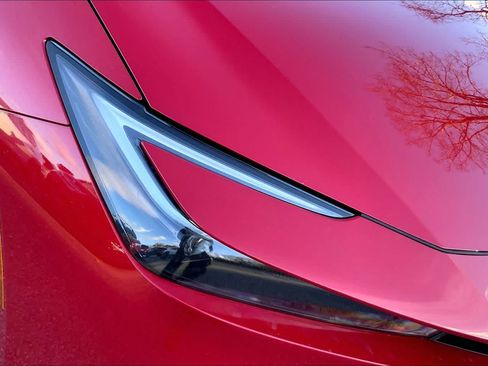 New 2026 Toyota Prius Plug-In Hybrid FWD image 13