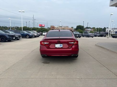 Certified 2022 Honda Accord Touring image 6