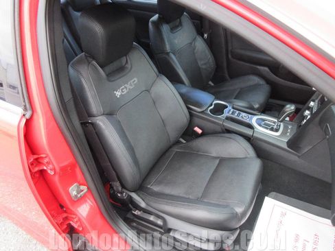 Used 2009 Pontiac G8 GXP image 15