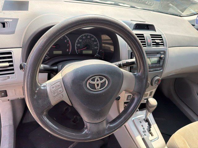Used 2012 Toyota Corolla LE FWD image 16