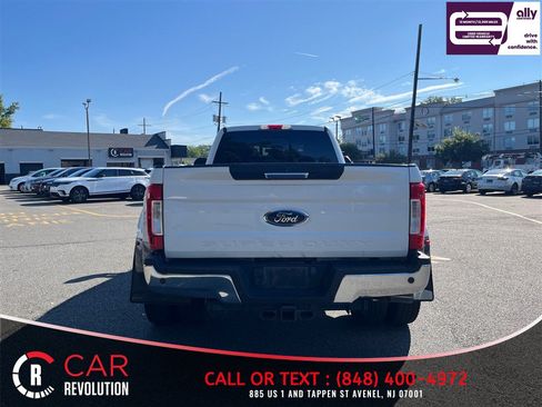 Used 2019 Ford F350 Lariat w/ Chrome Package AWD/4WD image 7