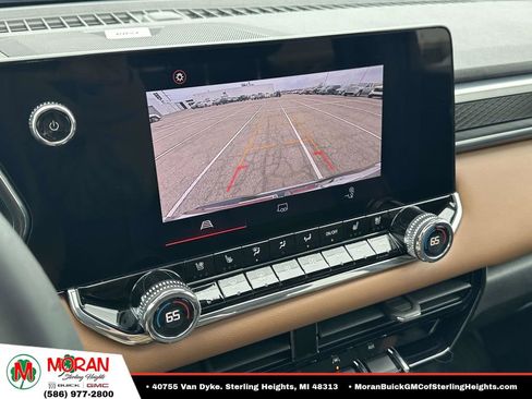 Certified 2023 GMC Canyon AT4 w/ AT4 Premium Package AWD/4WD image 28