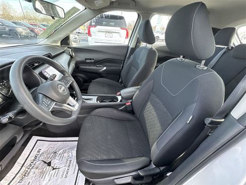 Used 2023 Nissan Kicks SV image 11