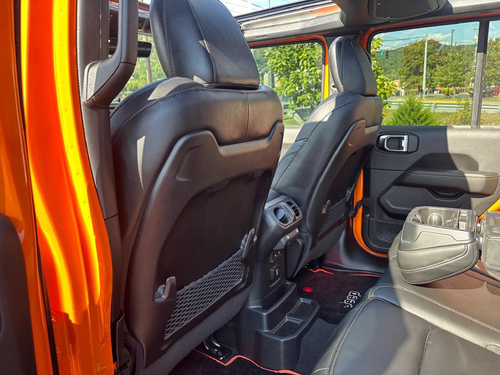Used 2025 Jeep Wrangler Unlimited Rubicon 392 AWD/4WD image 23