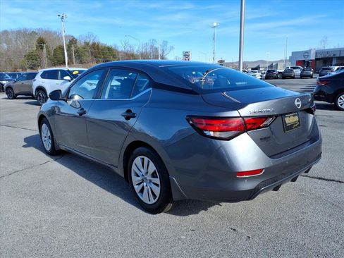 Certified 2025 Nissan Sentra S image 3