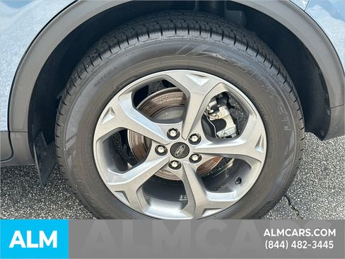 Certified 2025 Ford Escape ST-Line Select AWD/4WD image 23