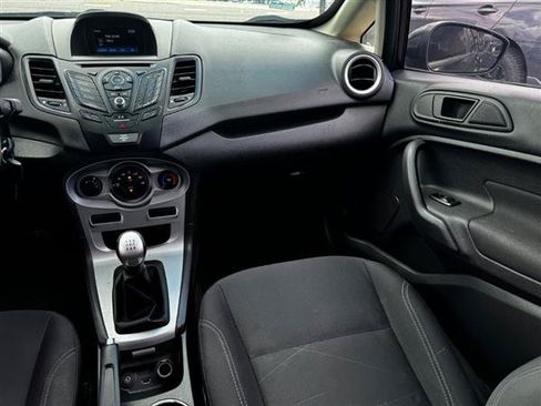 Used 2019 Ford Fiesta SE FWD image 12
