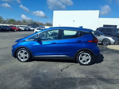 Used 2021 Chevrolet Bolt LT FWD image 18