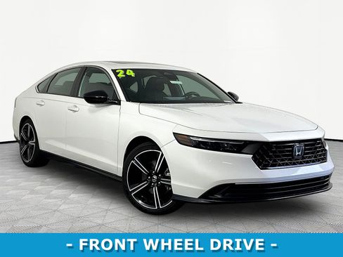 Used 2024 Honda Accord Sport image 3