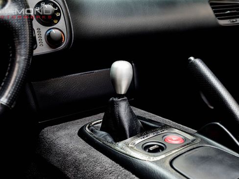 Used 2000 Honda S2000 image 17