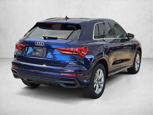 Certified 2025 Audi Q3 2.0T Premium w/ Convenience Package AWD/4WD image 2