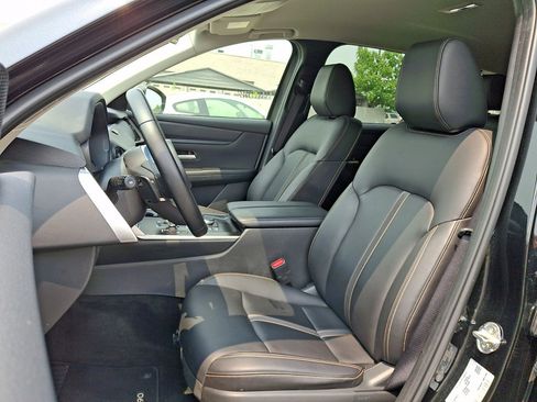 Used 2025 MAZDA CX-90 3.3 Turbo w/ Select Package AWD/4WD image 24
