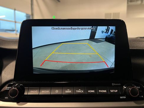 Used 2021 Kia Forte LXS image 18