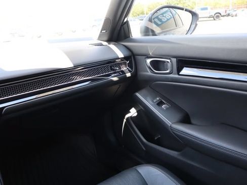 Used 2024 Honda Civic Sport Touring image 10