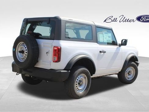 New 2026 Ford Bronco 2-Door AWD/4WD image 3