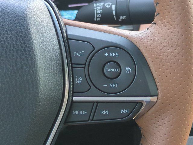 Used 2019 Toyota Avalon Limited FWD image 26